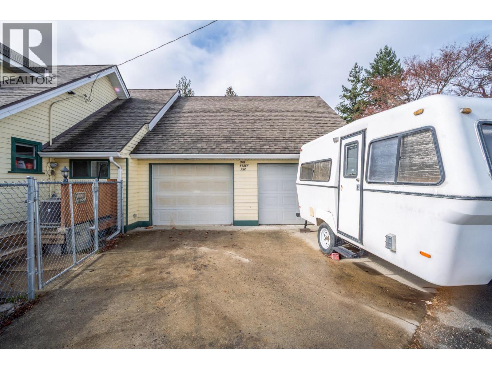 Picture for 376 Beach  Avenue