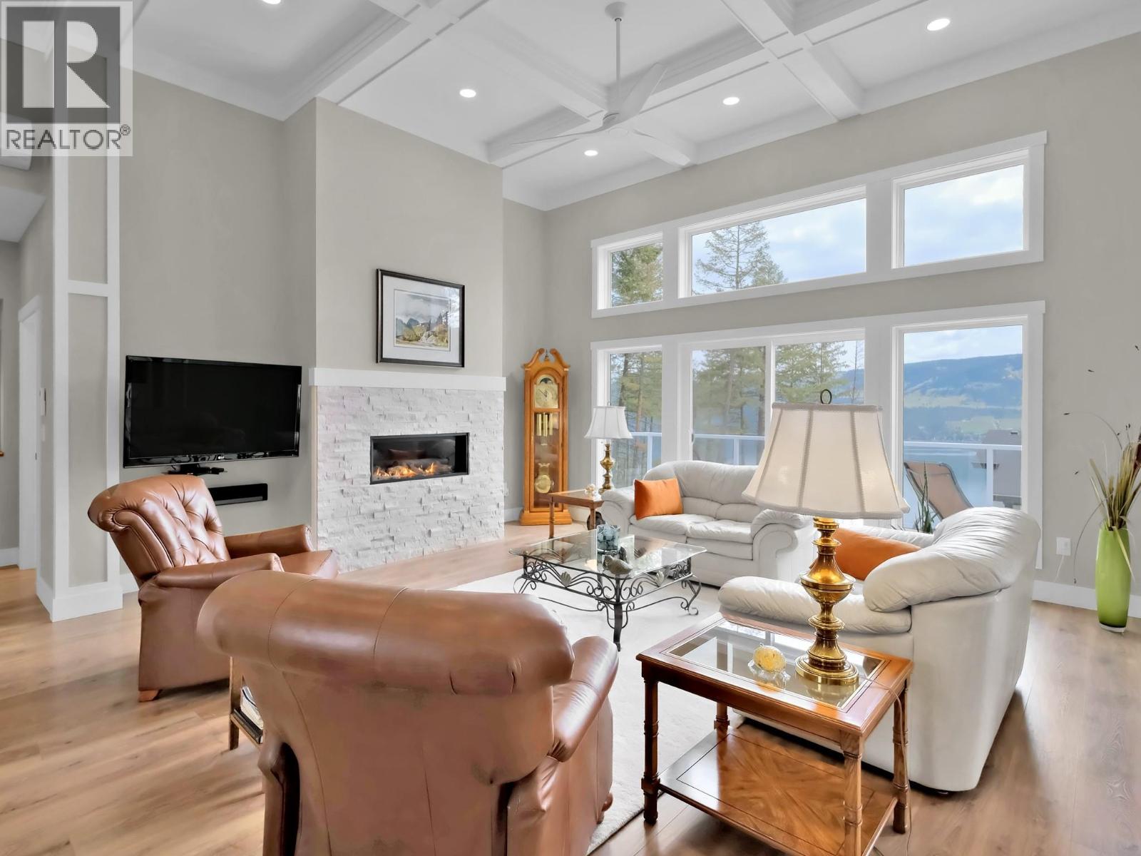 Picture for 7255 Dunwaters  Road