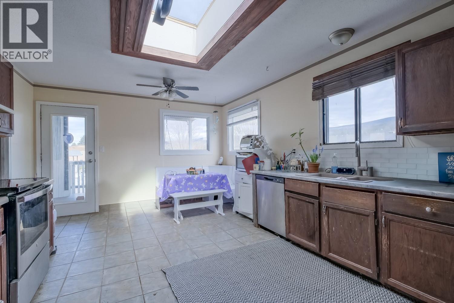 Picture for 164 Arnott  Place