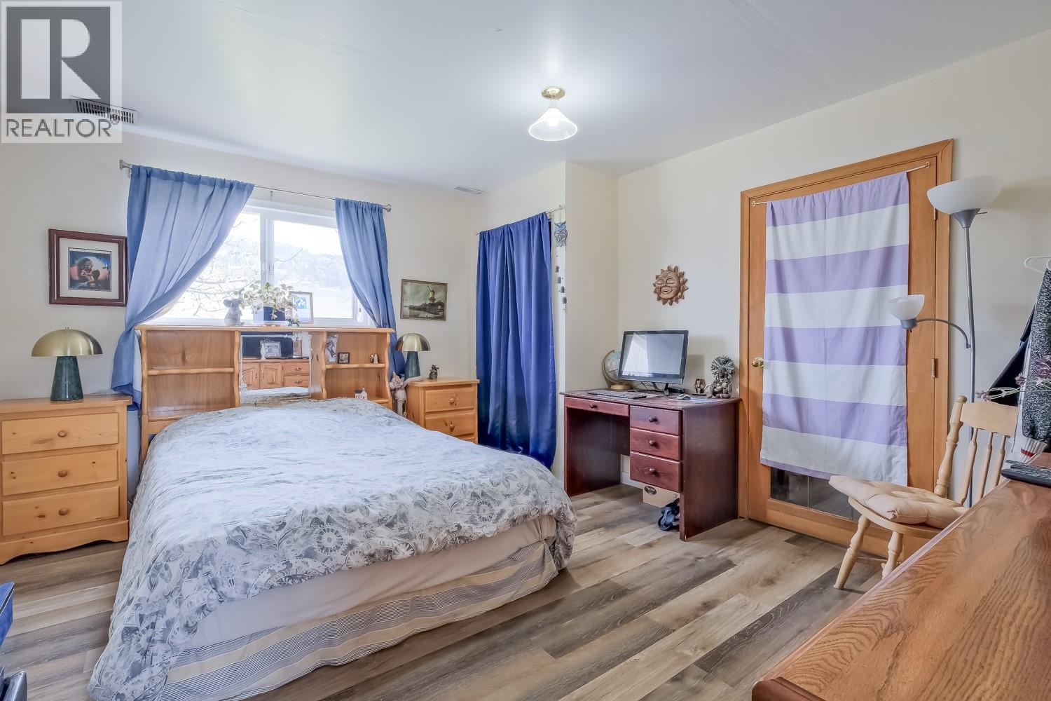 Picture for 164 Arnott  Place