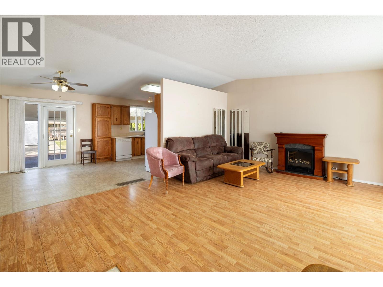 Picture for 250 Hillaby  Avenue