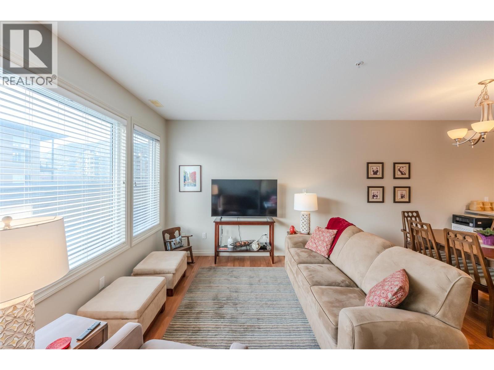 Picture for Unit #304, 3311 Wilson  Street