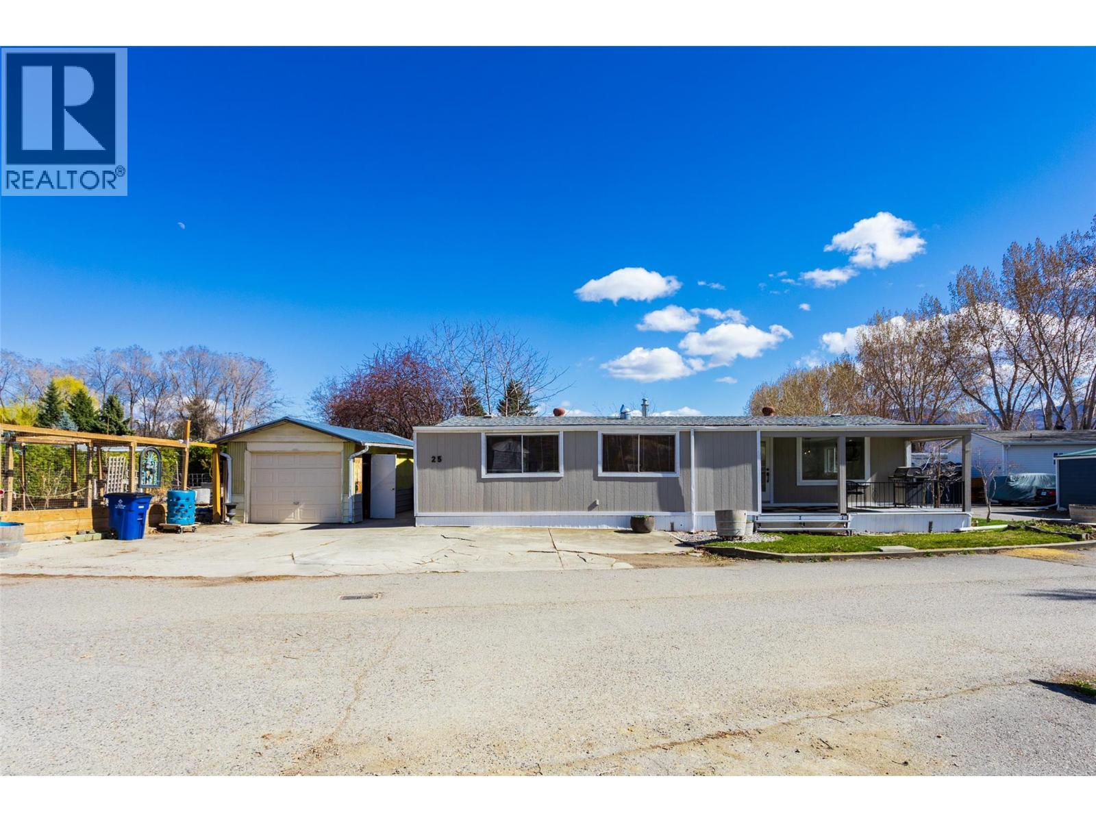 Picture for Unit #25, 2095 Boucherie  Road