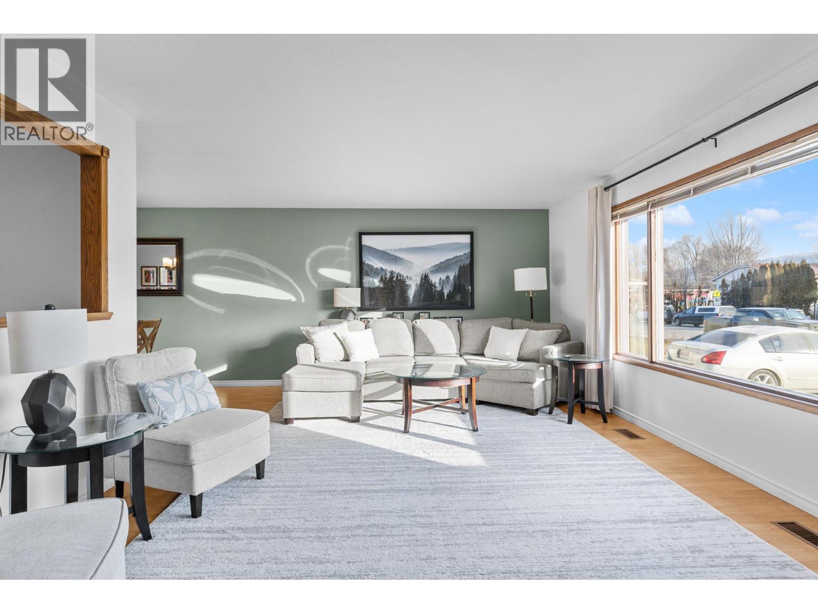 Picture for 280 Kneller  Road