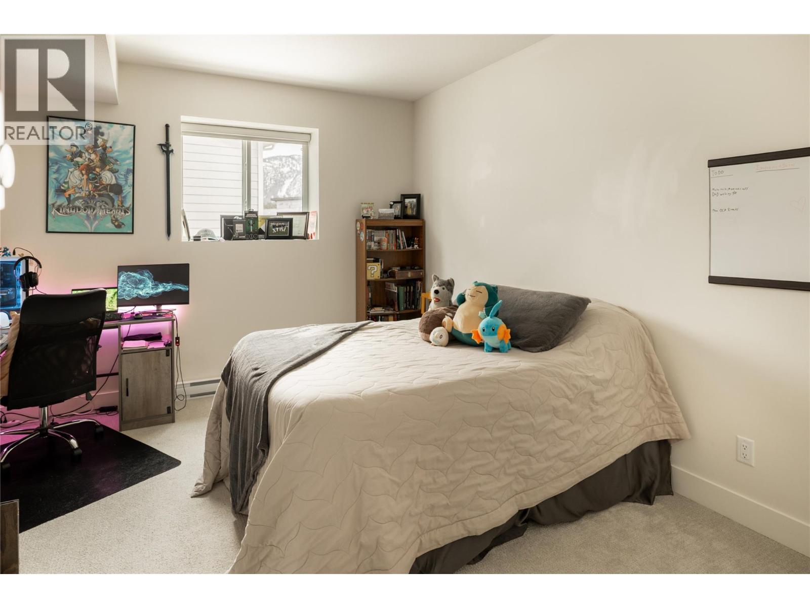 Picture for 2203 LAVETTA  Drive https://www.cirrealty.ca/reb/bc/4/10362474_21.jpg
