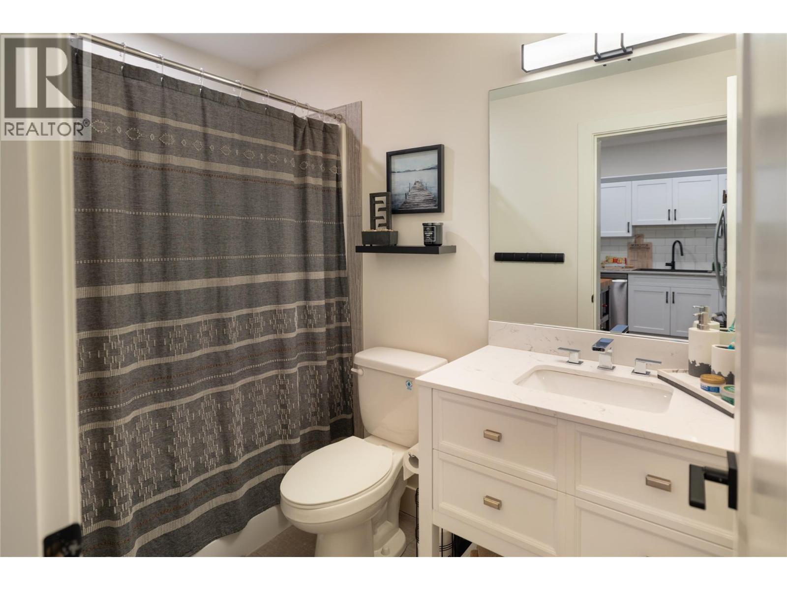Picture for 2203 LAVETTA  Drive https://www.cirrealty.ca/reb/bc/4/10362474_23.jpg