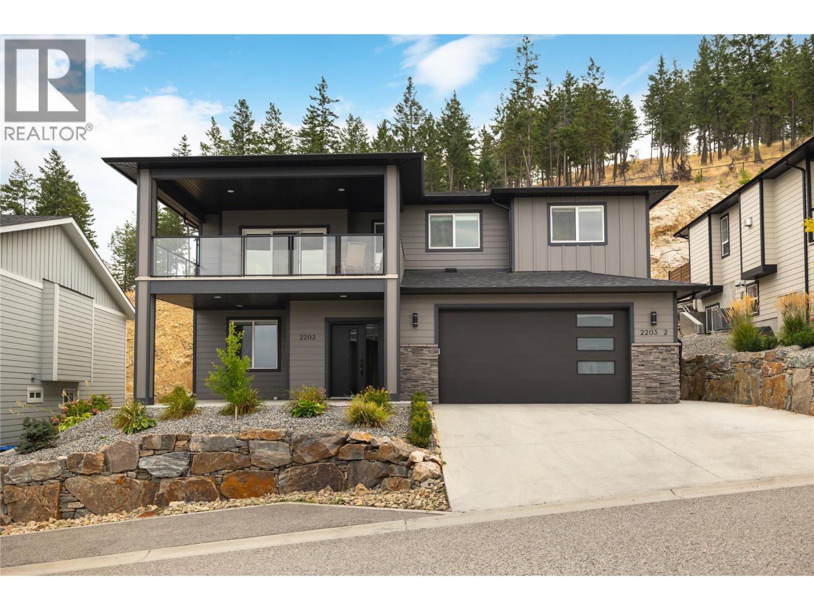 Picture for 2203 LAVETTA  Drive https://www.cirrealty.ca/reb/bc/4/10362474_24.jpg