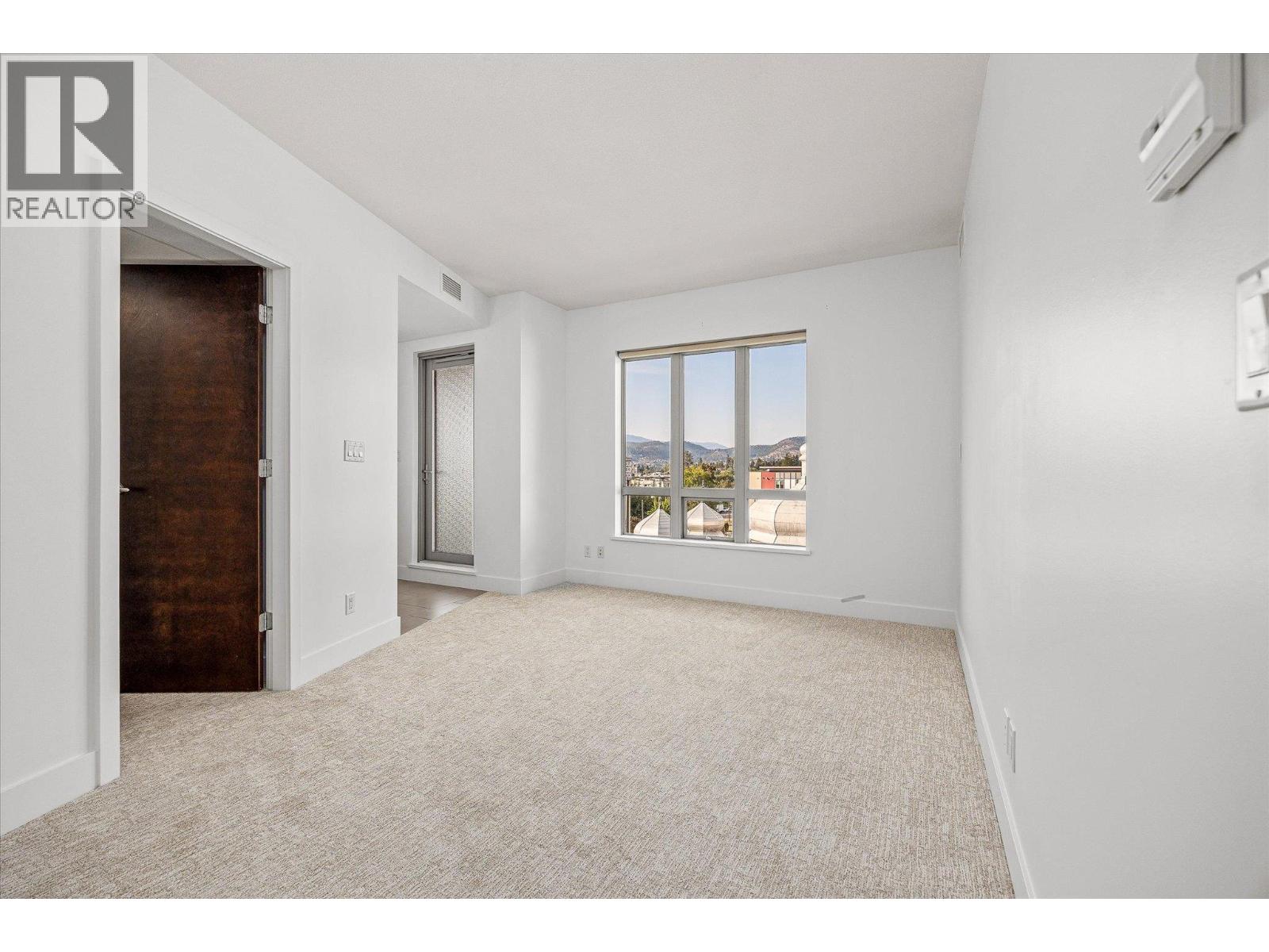 Picture for Unit #401, 2040 Springfield  Road https://www.cirrealty.ca/reb/bc/4/10363124_20.jpg