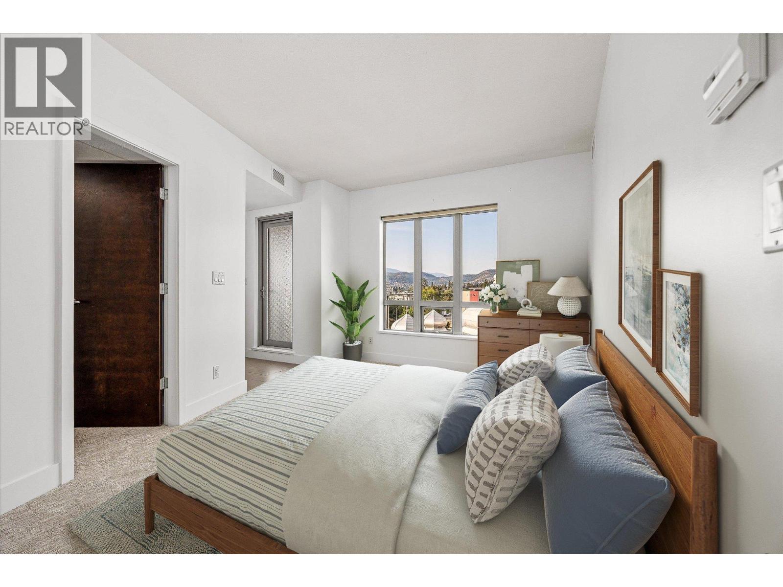 Picture for Unit #401, 2040 Springfield  Road https://www.cirrealty.ca/reb/bc/4/10363124_21.jpg