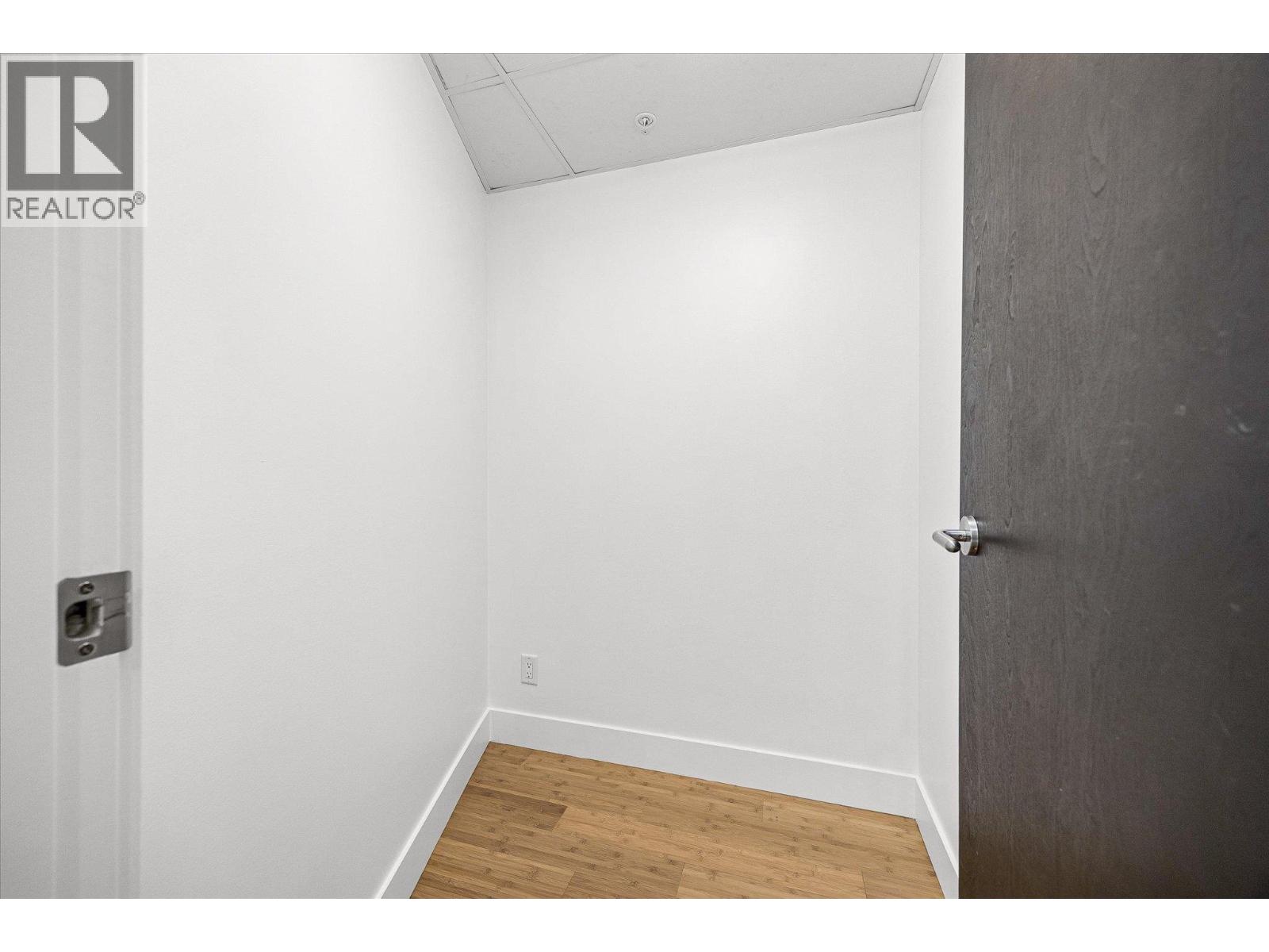 Picture for Unit #401, 2040 Springfield  Road https://www.cirrealty.ca/reb/bc/4/10363124_30.jpg