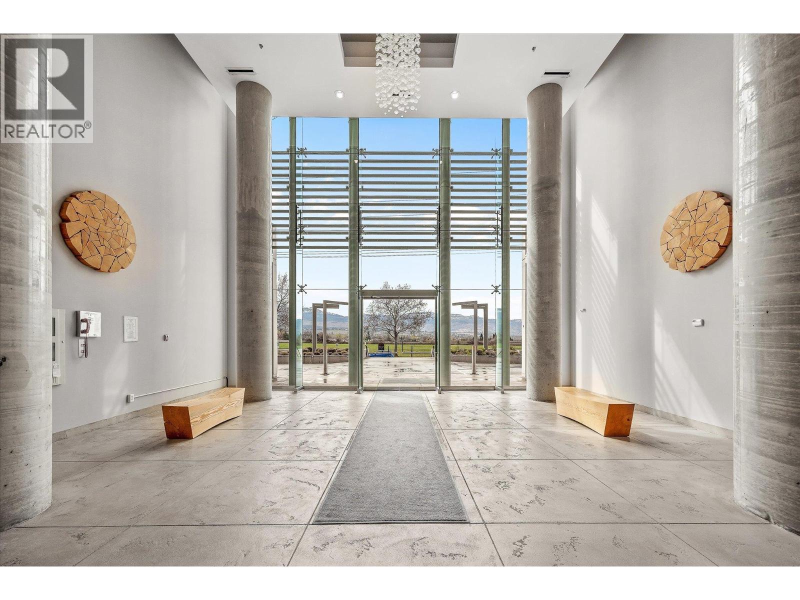 Picture for Unit #401, 2040 Springfield  Road https://www.cirrealty.ca/reb/bc/4/10363124_42.jpg