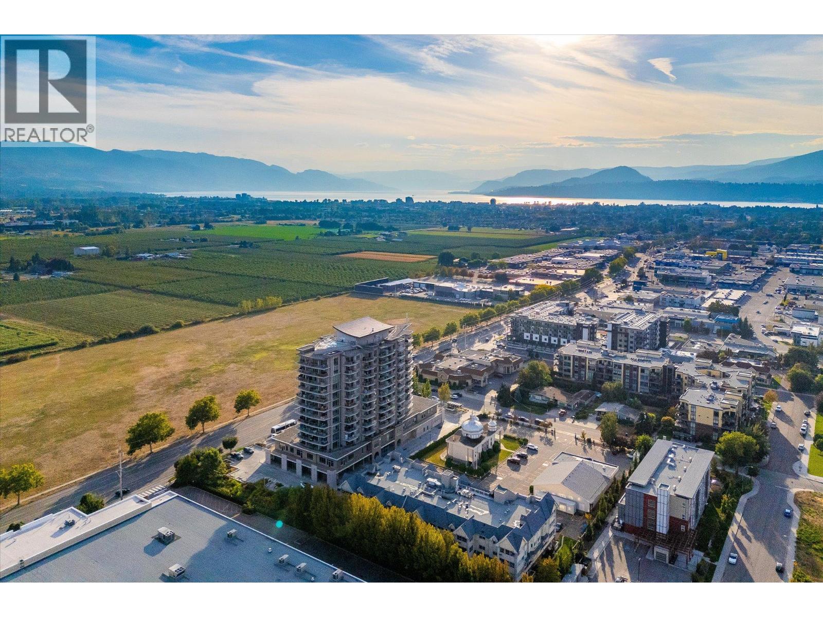 Picture for Unit #401, 2040 Springfield  Road https://www.cirrealty.ca/reb/bc/4/10363124_52.jpg