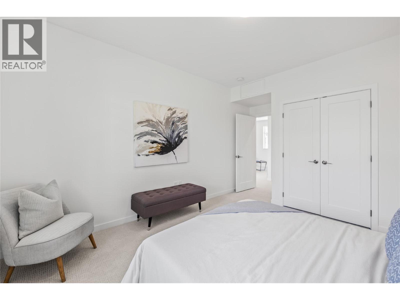 Picture for Unit #9, 1979 Country Club  Drive https://www.cirrealty.ca/reb/bc/4/10363334_28.jpg