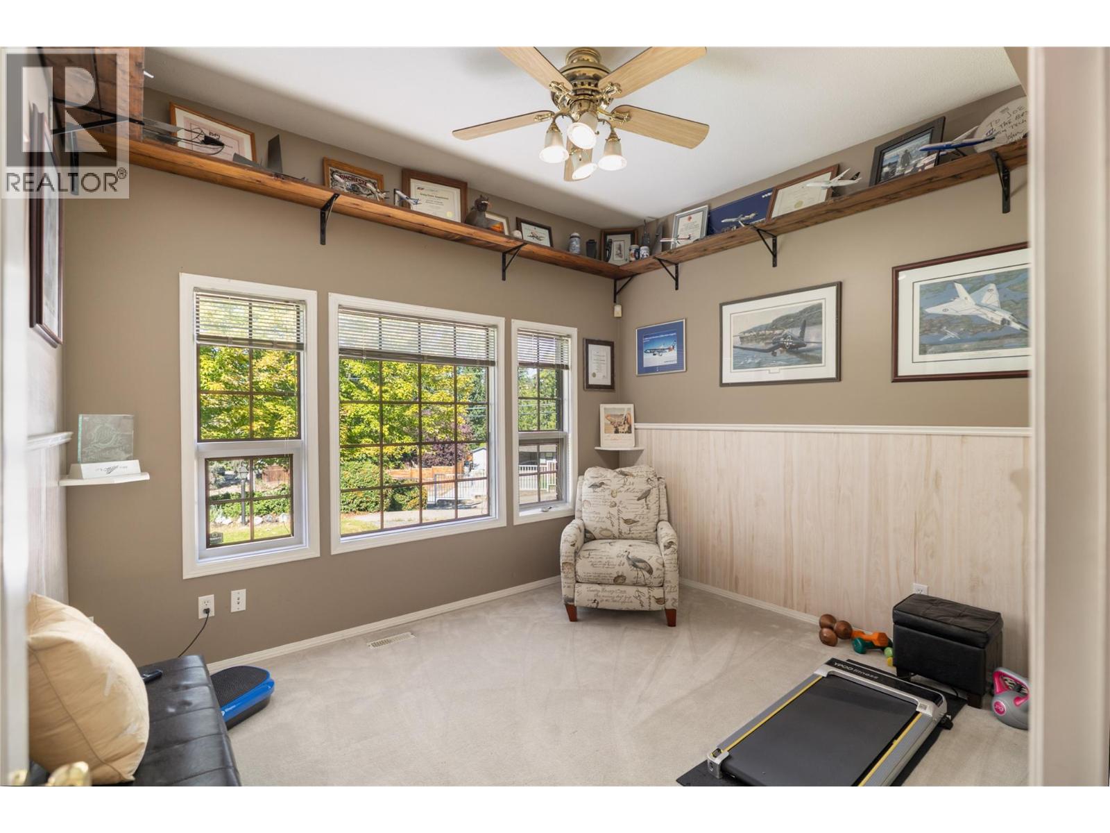 Picture for 4692 GORDON  Drive https://www.cirrealty.ca/reb/bc/4/10363454_11.jpg