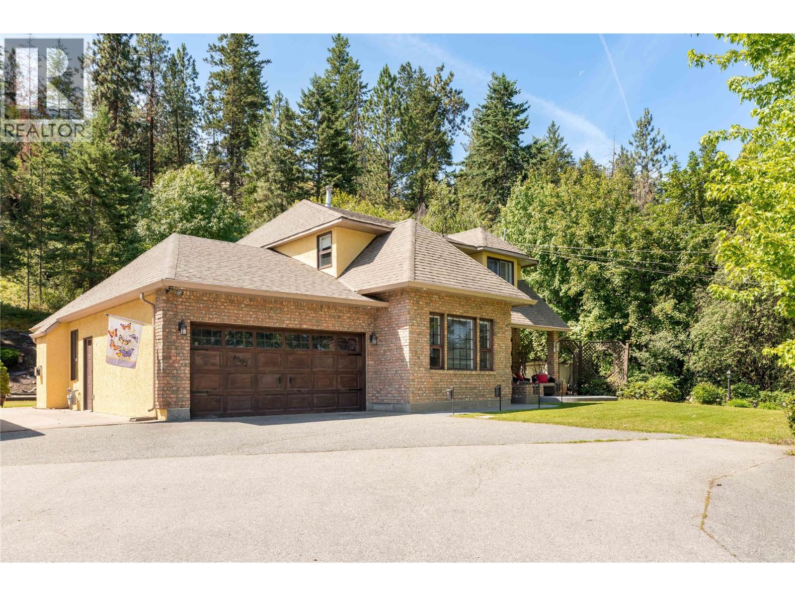 Picture for 4692 GORDON  Drive https://www.cirrealty.ca/reb/bc/4/10363454_22.jpg