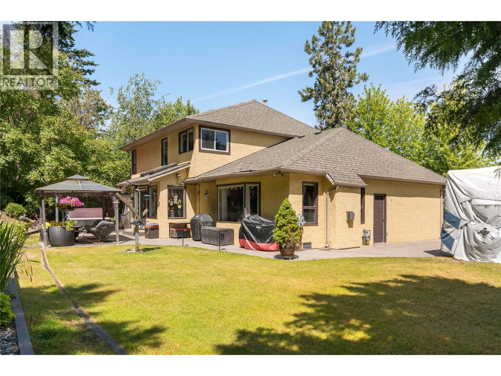 Picture for 4692 GORDON  Drive https://www.cirrealty.ca/reb/bc/4/10363454_26.jpg