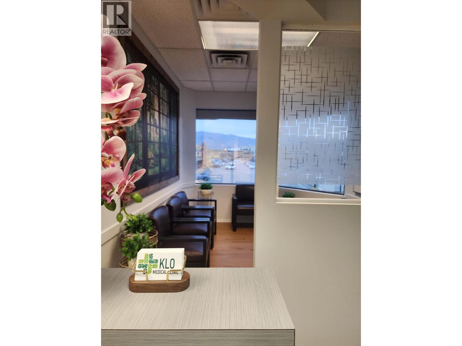 Picture for Unit #205, 616 KLO  Road https://www.cirrealty.ca/reb/bc/4/10363494_10.jpg