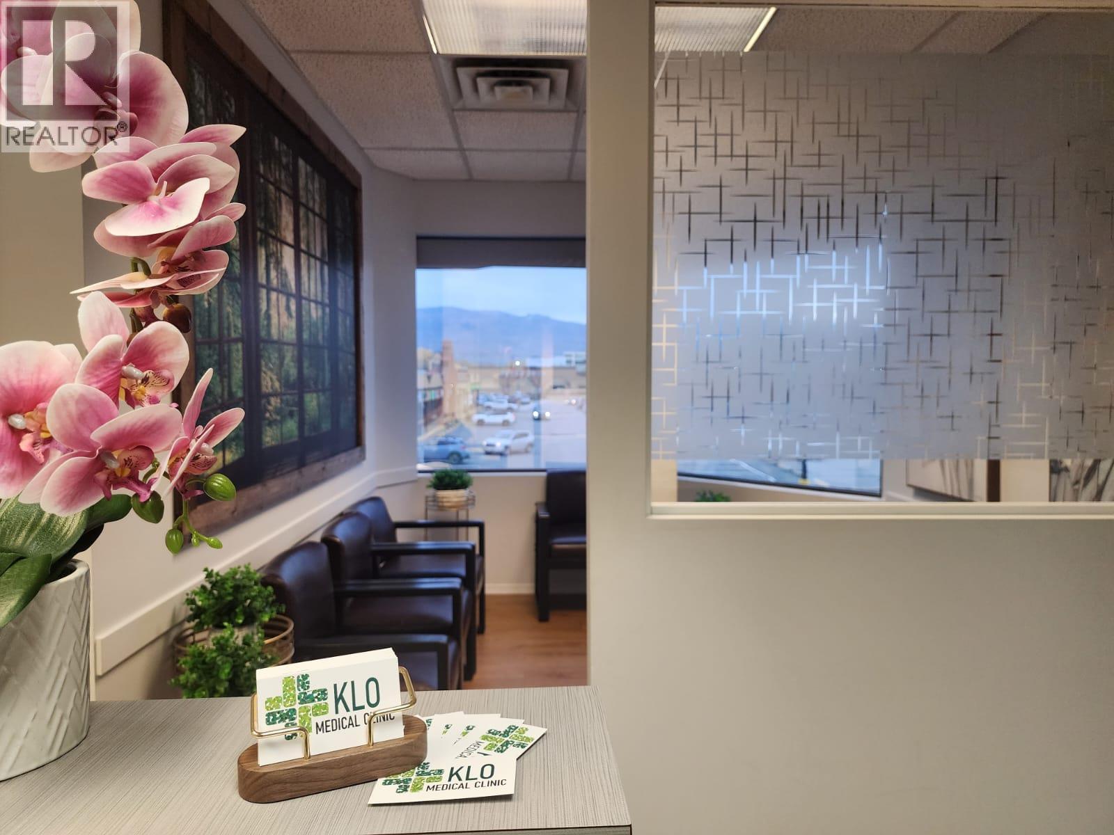 Picture for Unit #205, 616 KLO  Road https://www.cirrealty.ca/reb/bc/4/10363494_14.jpg