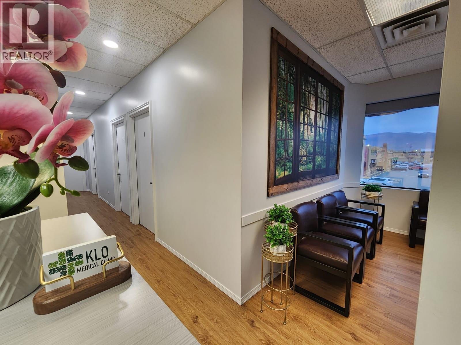 Picture for Unit #205, 616 KLO  Road https://www.cirrealty.ca/reb/bc/4/10363494_26.jpg