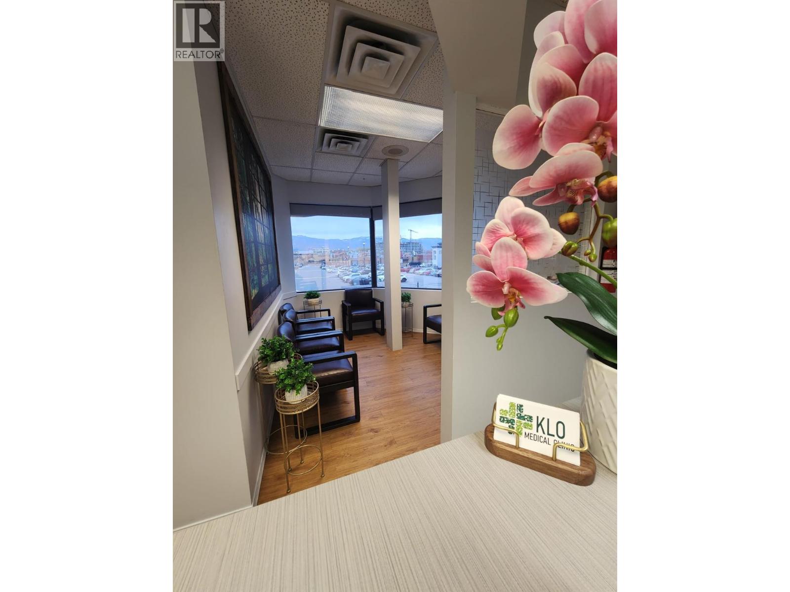 Picture for Unit #205, 616 KLO  Road https://www.cirrealty.ca/reb/bc/4/10363494_29.jpg