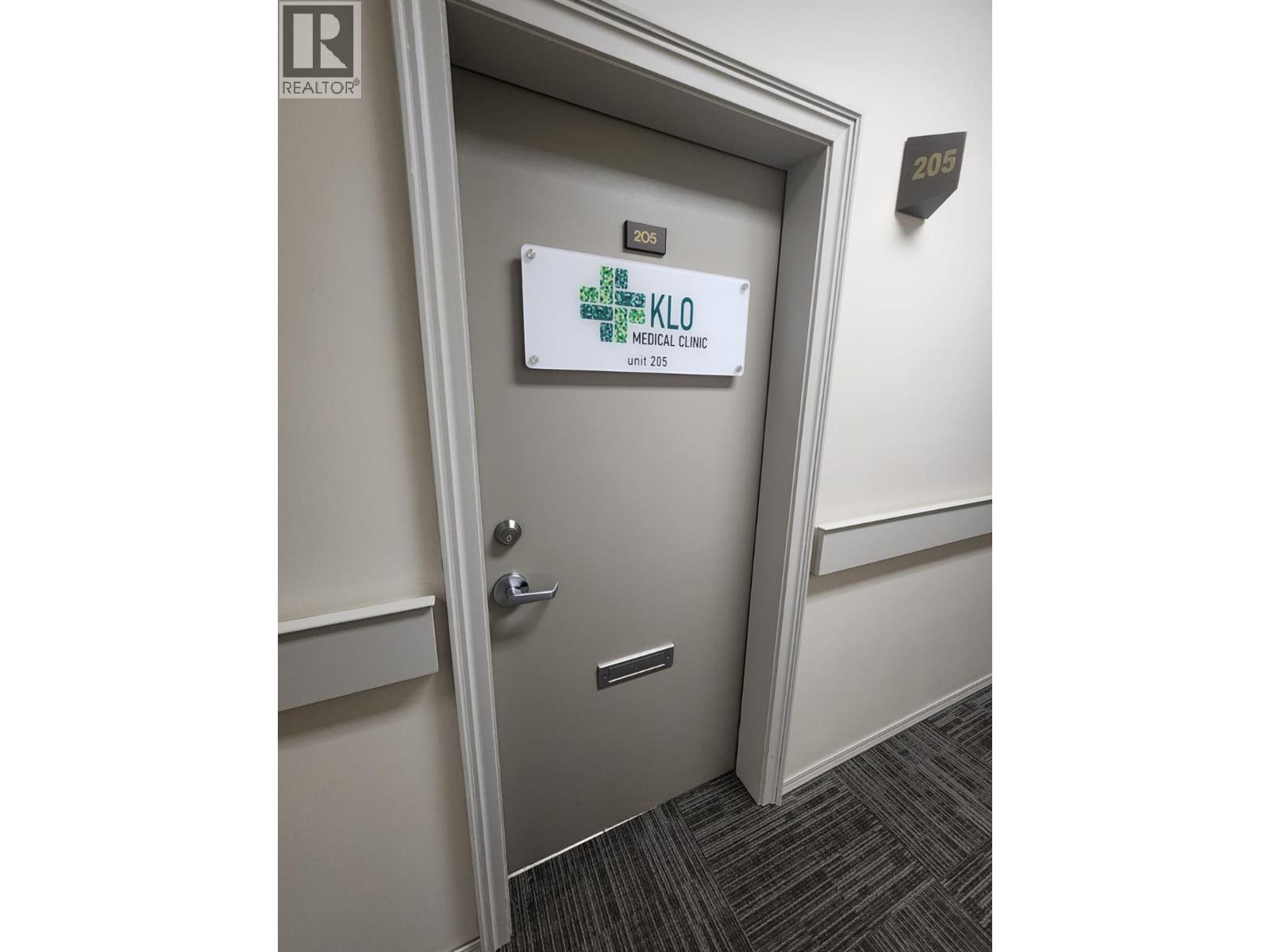 Picture for Unit #205, 616 KLO  Road https://www.cirrealty.ca/reb/bc/4/10363494_30.jpg