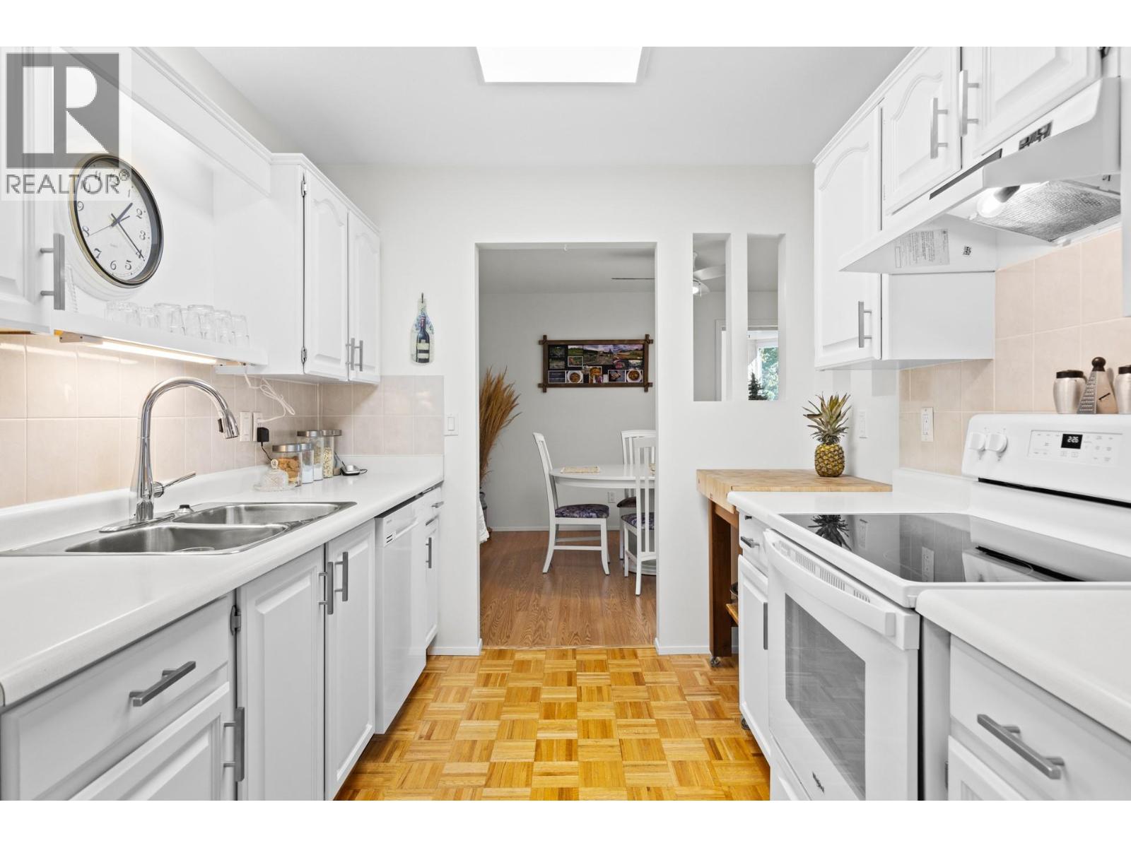 Picture for Unit #101, 1170 Brookside  Avenue https://www.cirrealty.ca/reb/bc/4/10363534_14.jpg