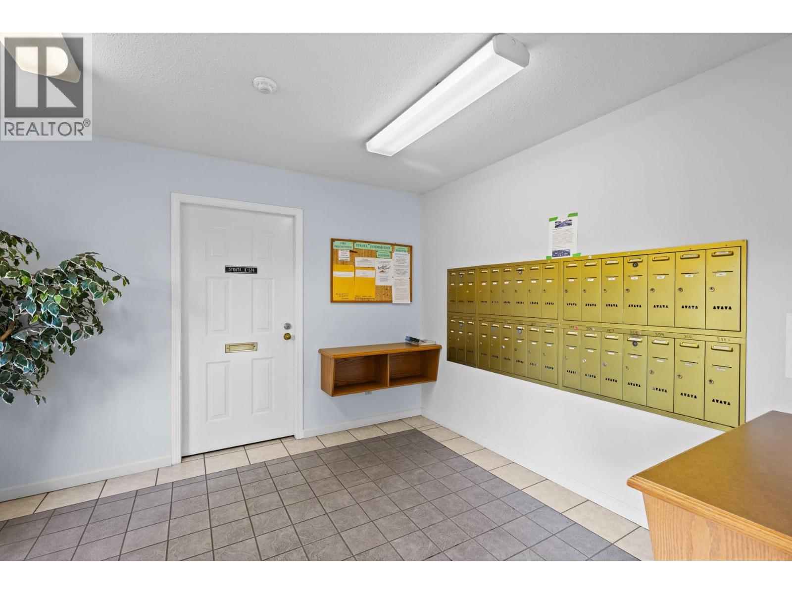 Picture for Unit #101, 1170 Brookside  Avenue https://www.cirrealty.ca/reb/bc/4/10363534_36.jpg