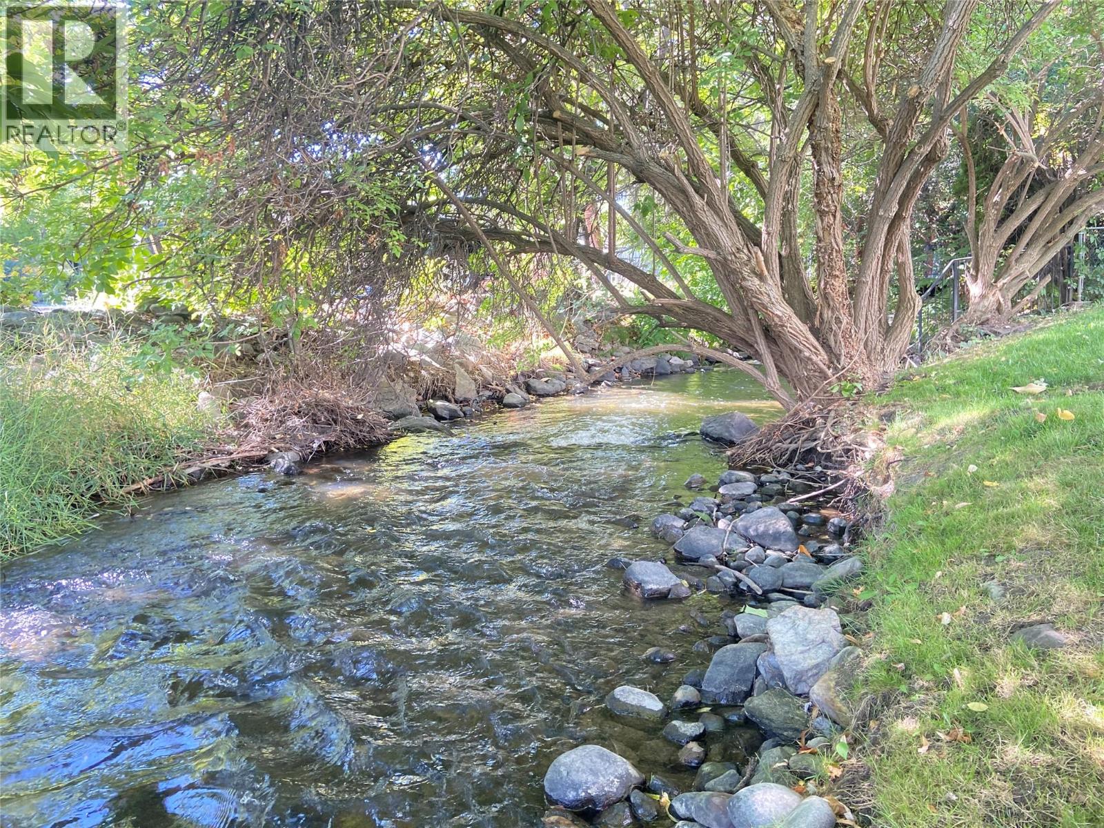 Picture for Unit #101, 1170 Brookside  Avenue https://www.cirrealty.ca/reb/bc/4/10363534_48.jpg