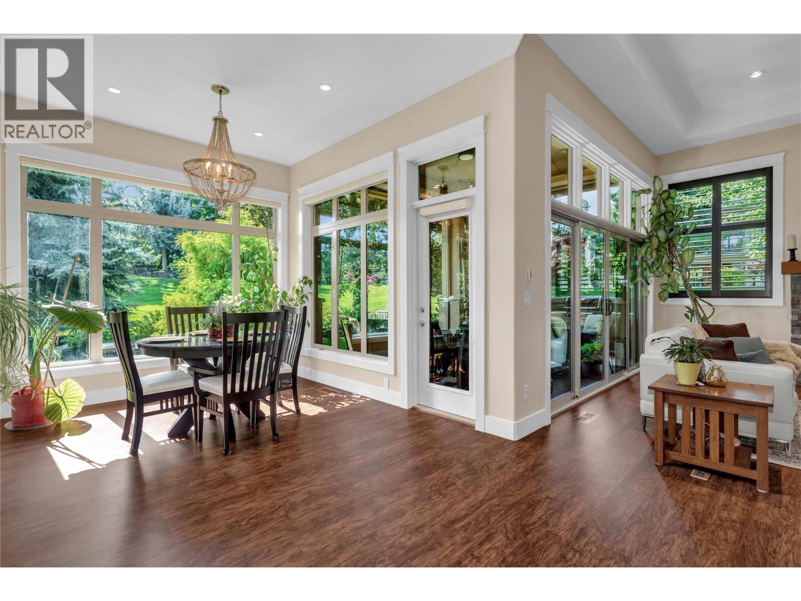 Picture for 4157 Gallaghers Parkland  Drive https://www.cirrealty.ca/reb/bc/4/10363544_17.jpg