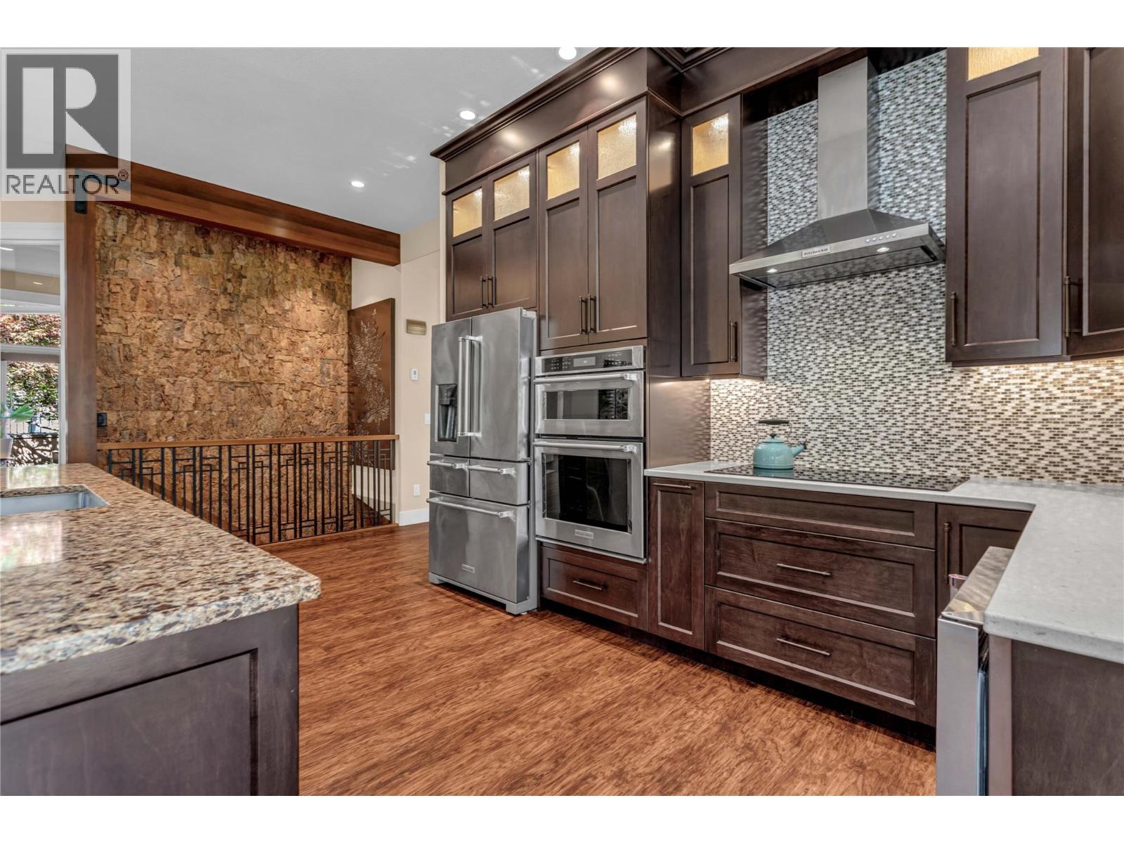 Picture for 4157 Gallaghers Parkland  Drive https://www.cirrealty.ca/reb/bc/4/10363544_19.jpg