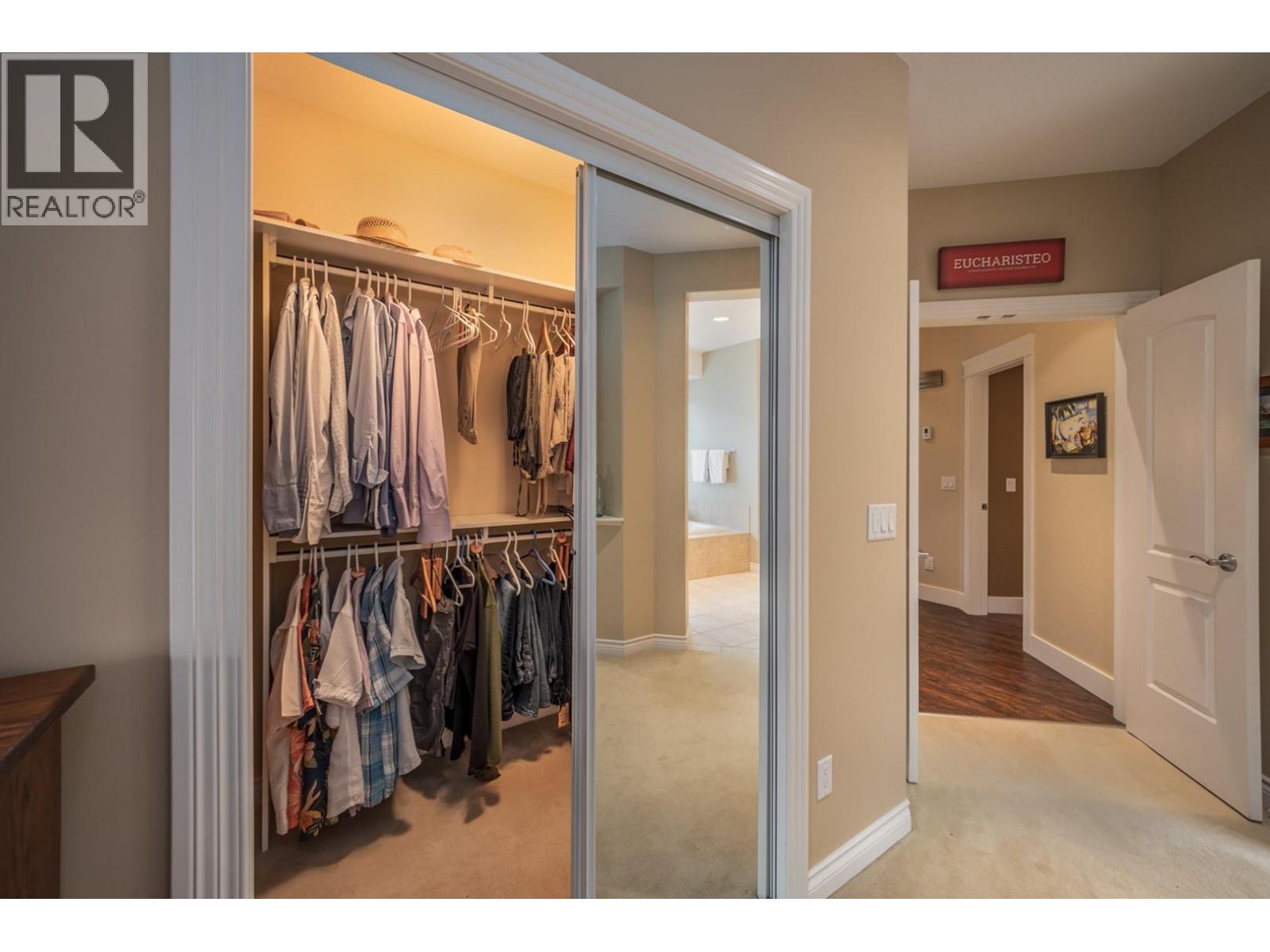 Picture for 4157 Gallaghers Parkland  Drive https://www.cirrealty.ca/reb/bc/4/10363544_29.jpg