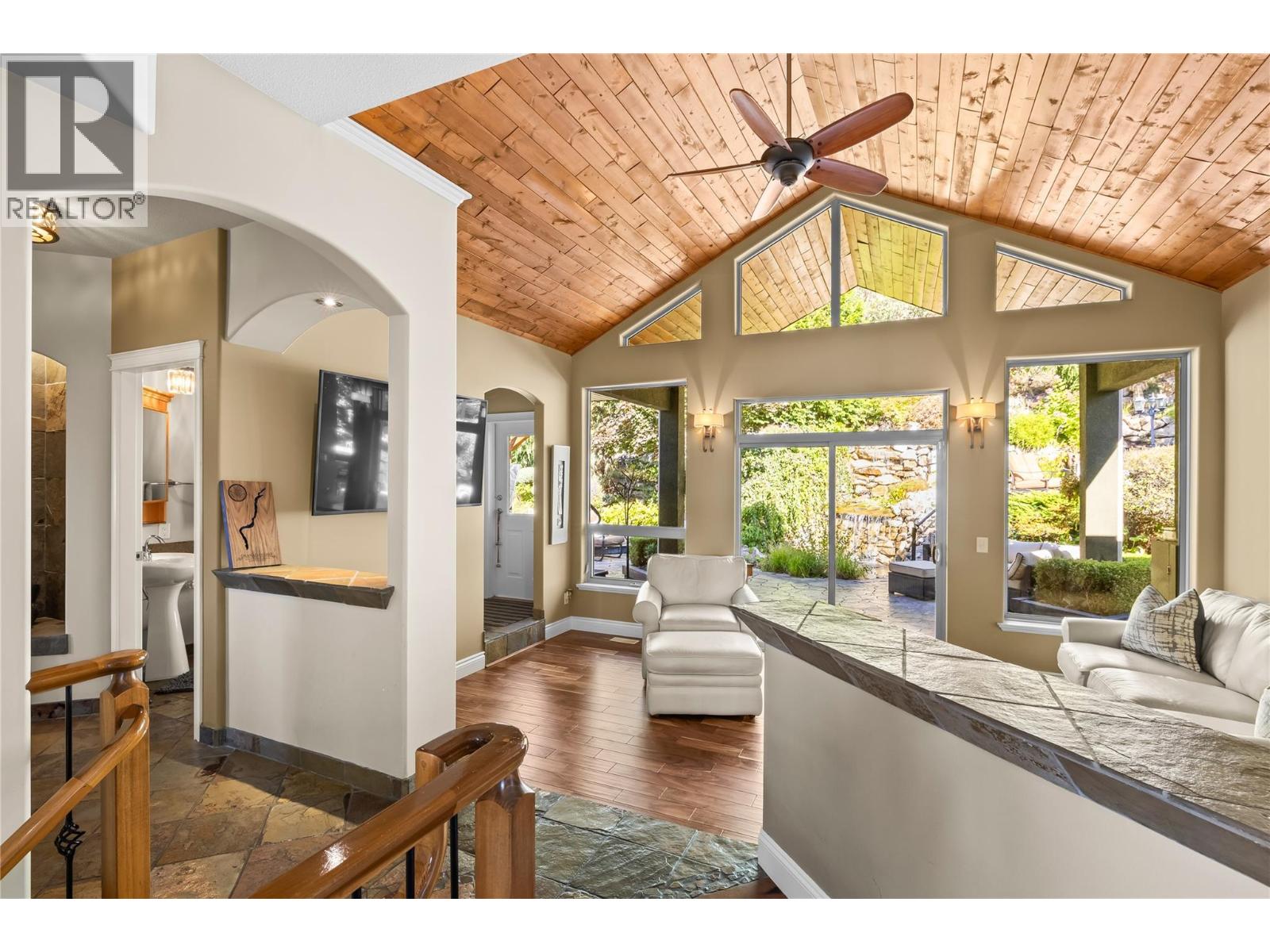 Picture for 1778 Vineyard  Drive https://www.cirrealty.ca/reb/bc/4/10363844_20.jpg