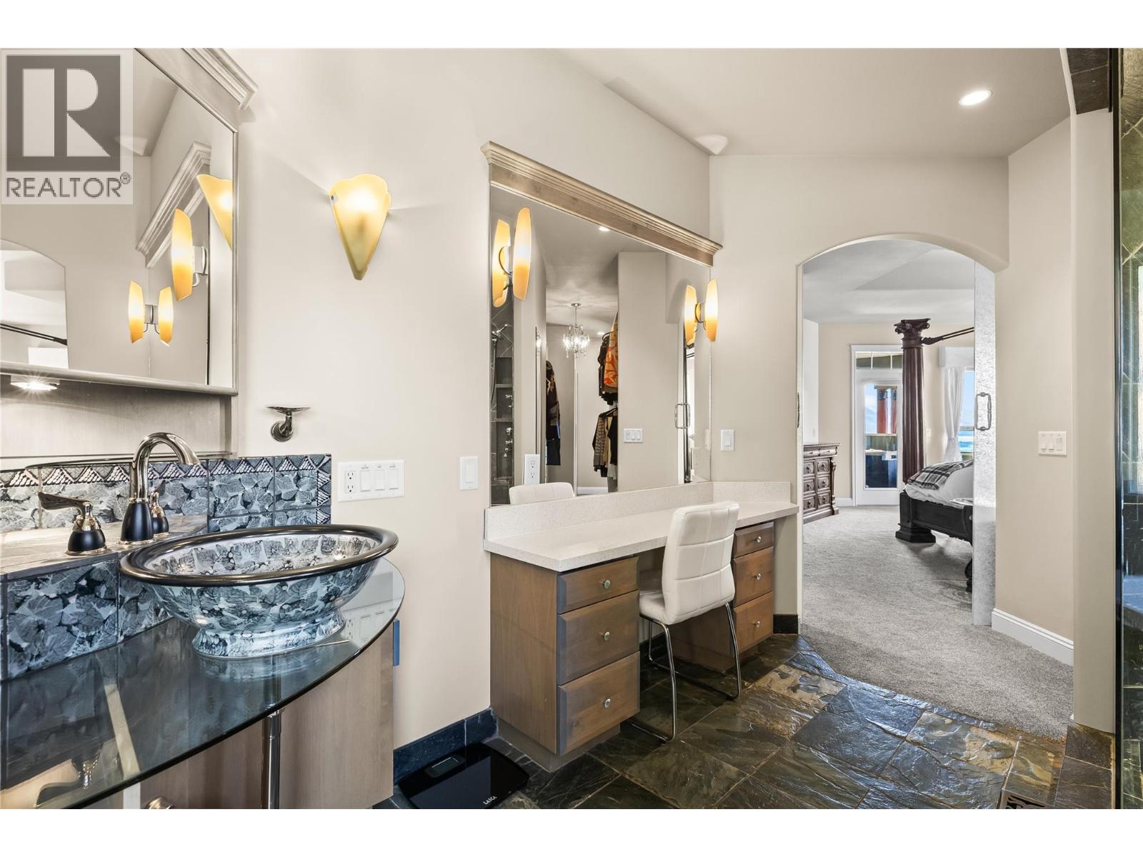Picture for 1778 Vineyard  Drive https://www.cirrealty.ca/reb/bc/4/10363844_46.jpg