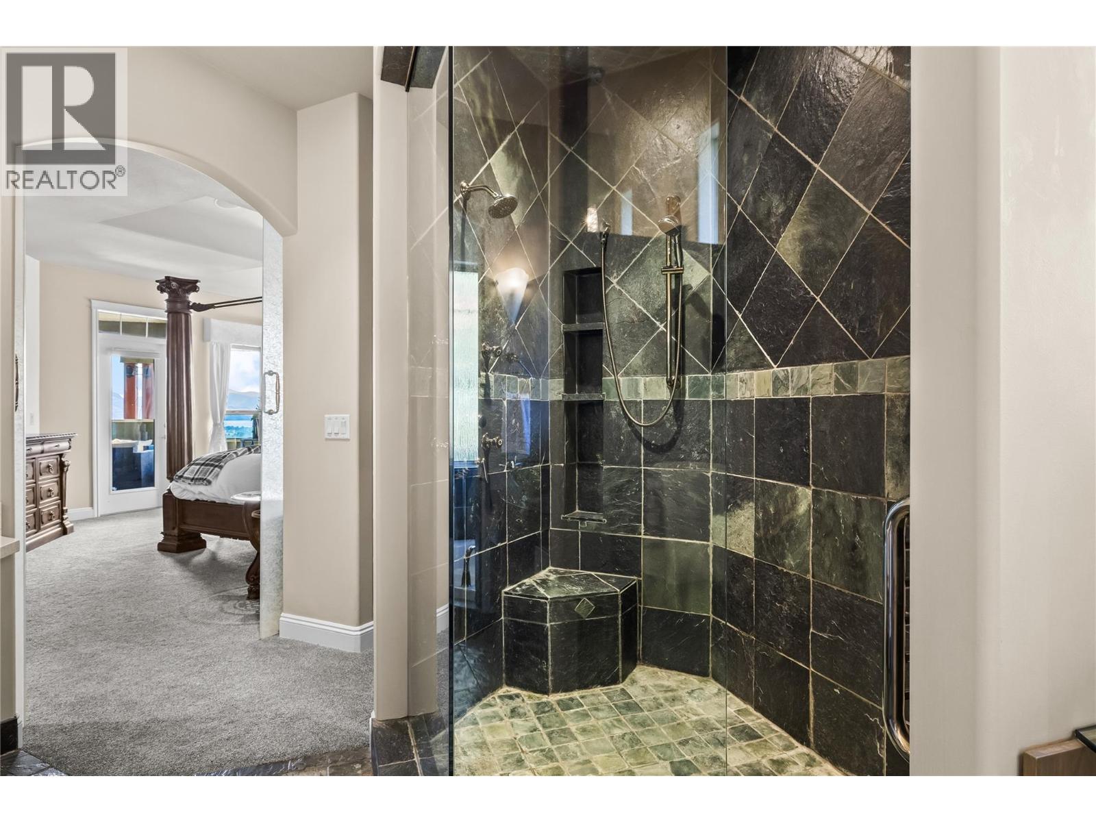 Picture for 1778 Vineyard  Drive https://www.cirrealty.ca/reb/bc/4/10363844_47.jpg
