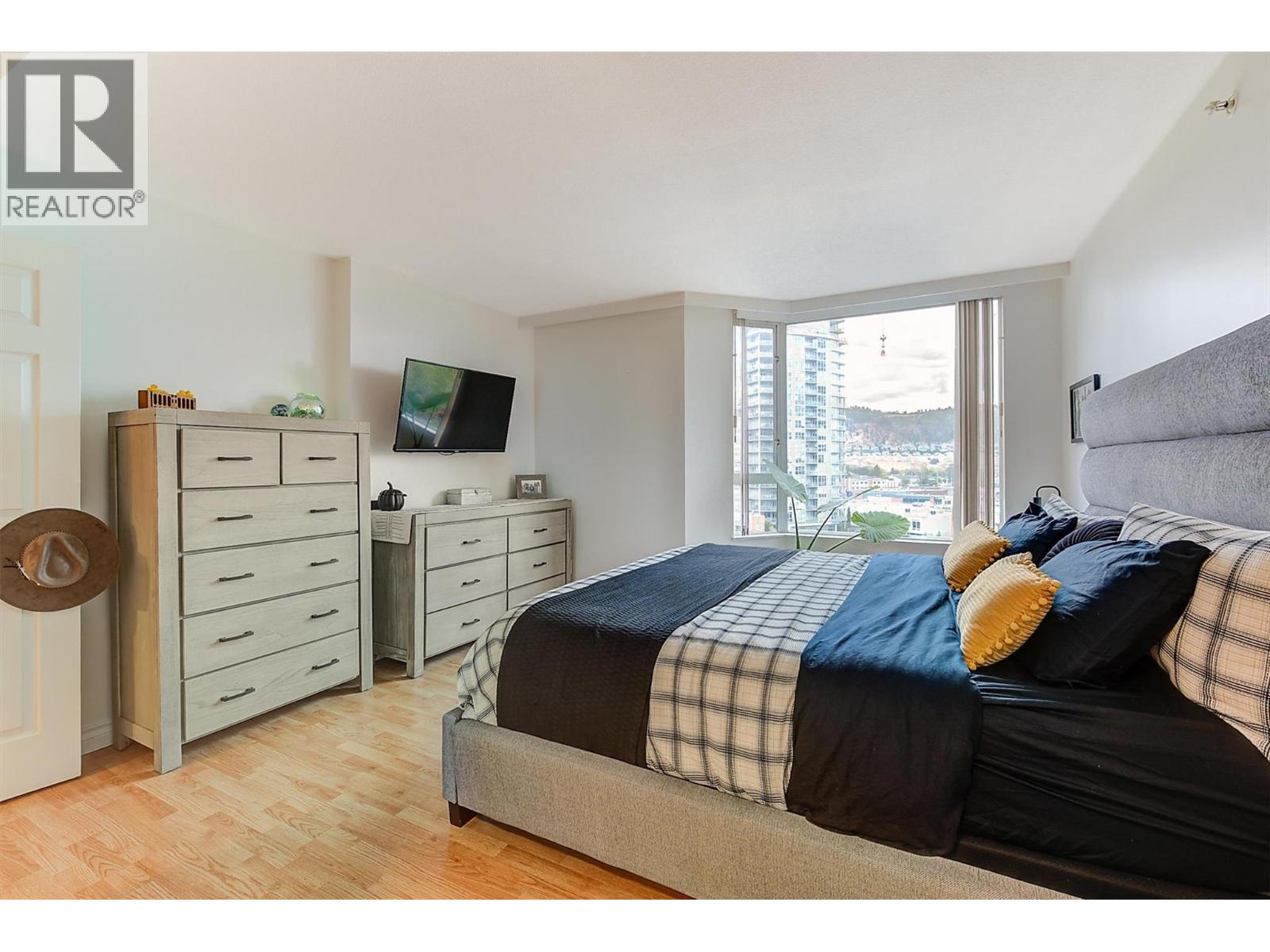Picture for Unit #804, 1160 Sunset  Drive https://www.cirrealty.ca/reb/bc/4/10363994_36.jpg