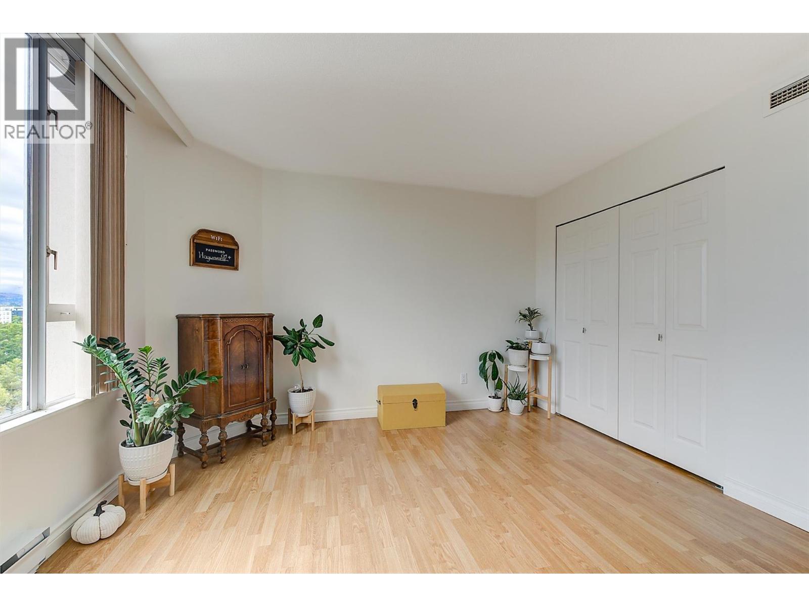 Picture for Unit #804, 1160 Sunset  Drive https://www.cirrealty.ca/reb/bc/4/10363994_39.jpg