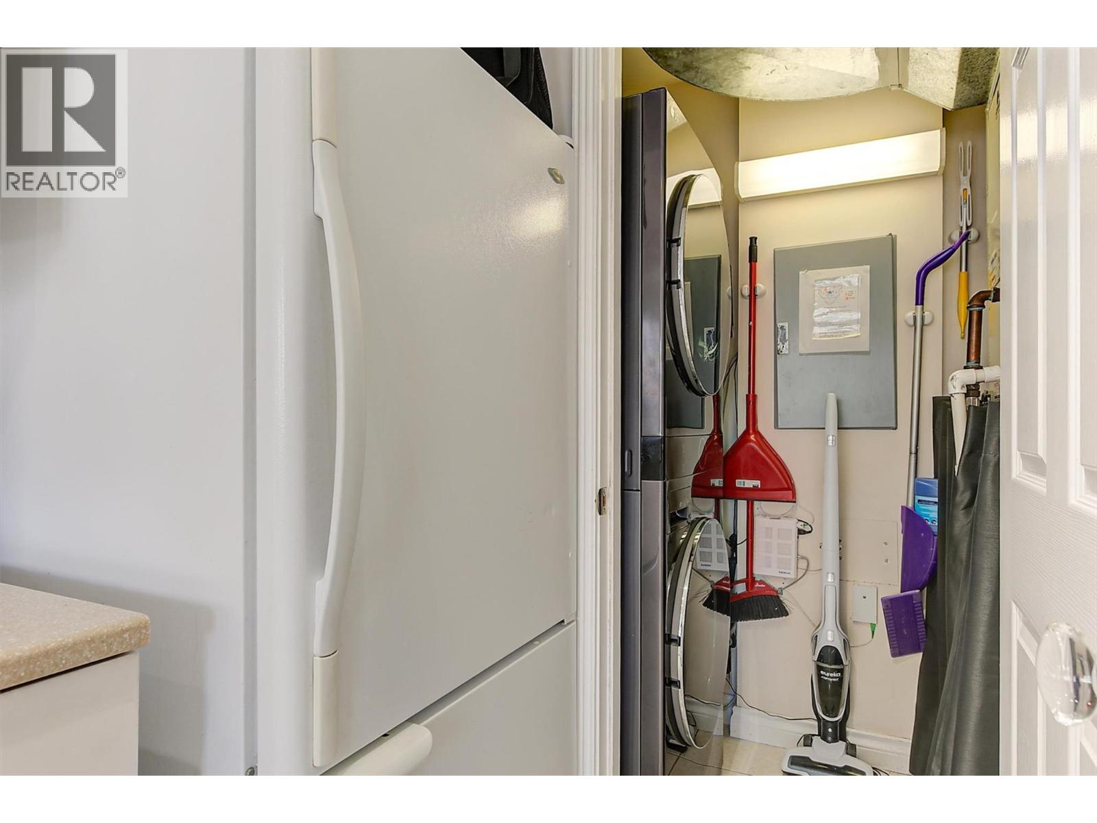 Picture for Unit #804, 1160 Sunset  Drive https://www.cirrealty.ca/reb/bc/4/10363994_44.jpg