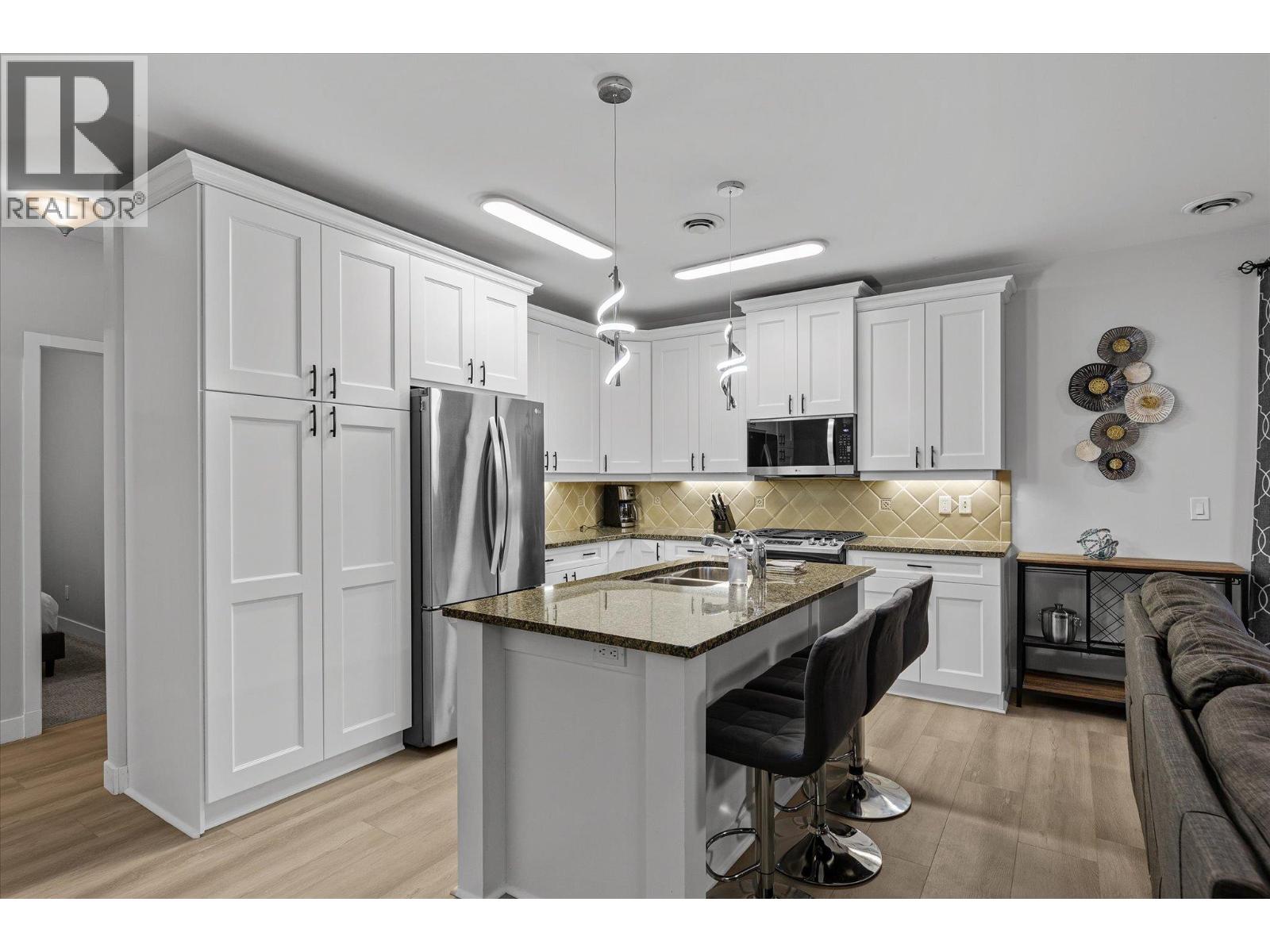 Picture for Unit #5403, 4034 Pritchard  Drive https://www.cirrealty.ca/reb/bc/4/10364134_12.jpg