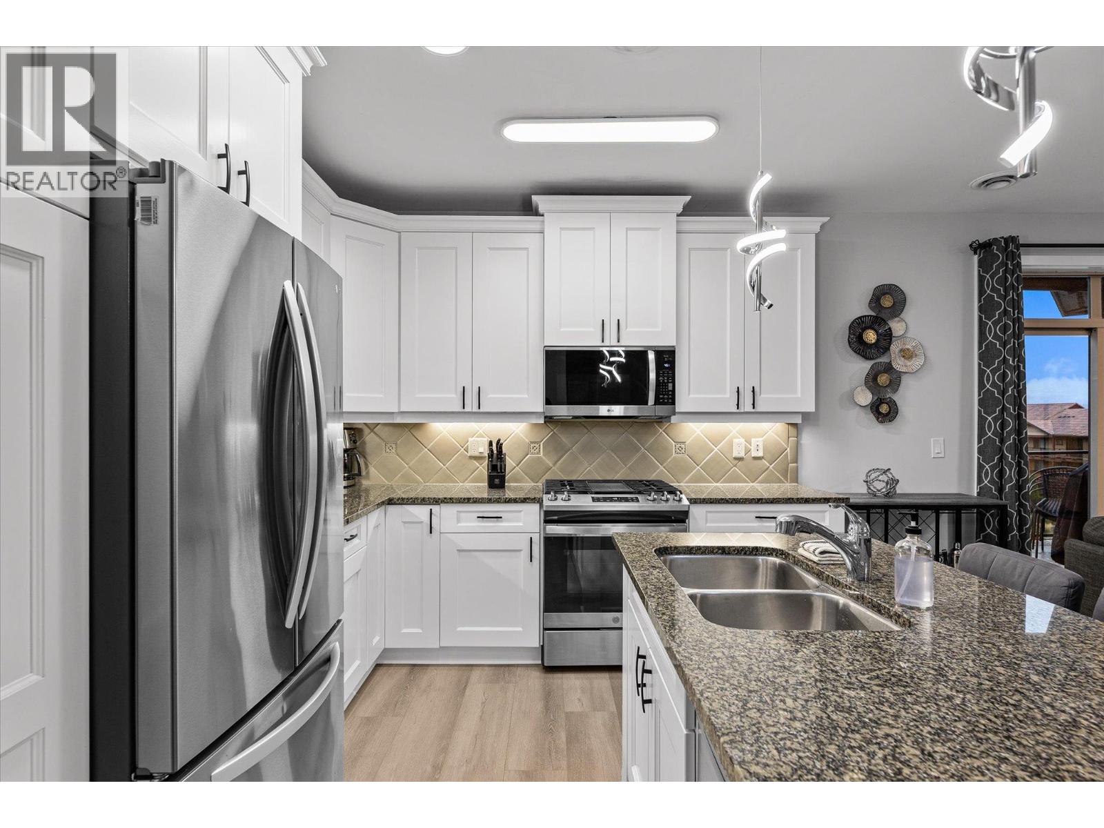 Picture for Unit #5403, 4034 Pritchard  Drive https://www.cirrealty.ca/reb/bc/4/10364134_13.jpg