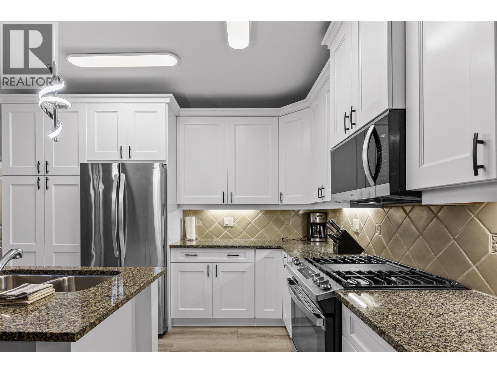 Picture for Unit #5403, 4034 Pritchard  Drive https://www.cirrealty.ca/reb/bc/4/10364134_16.jpg