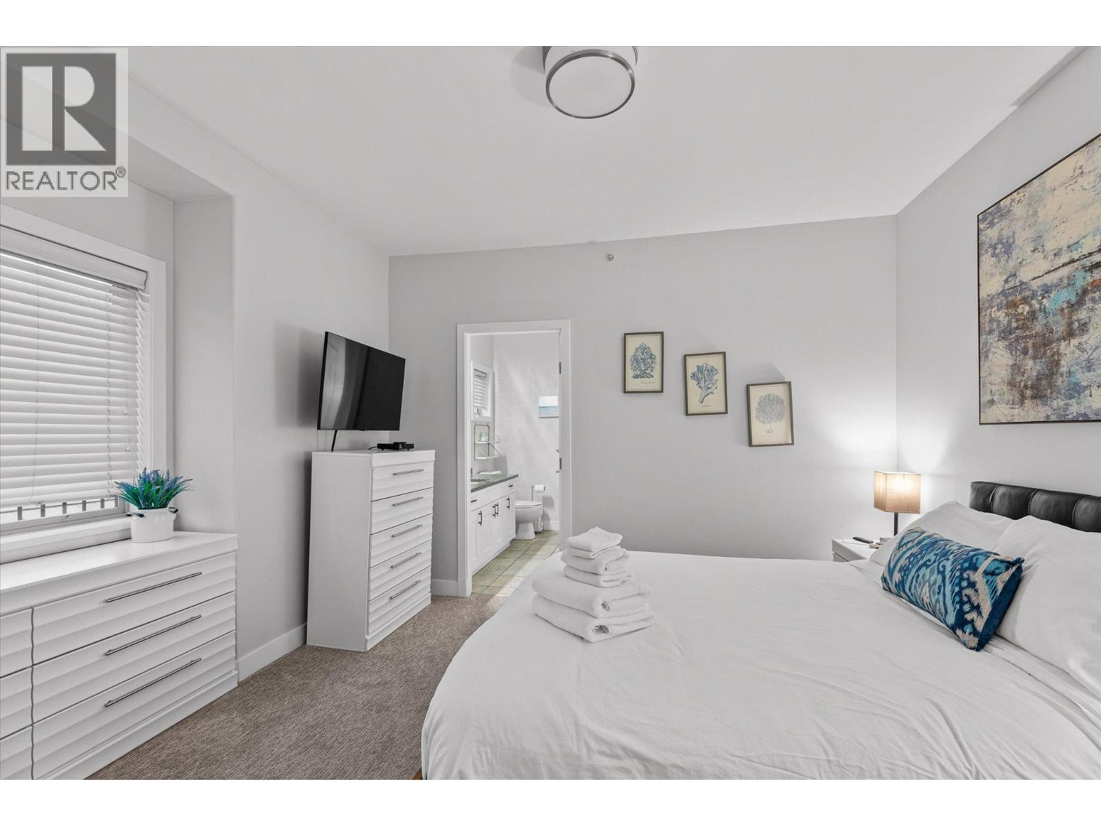 Picture for Unit #5403, 4034 Pritchard  Drive https://www.cirrealty.ca/reb/bc/4/10364134_18.jpg