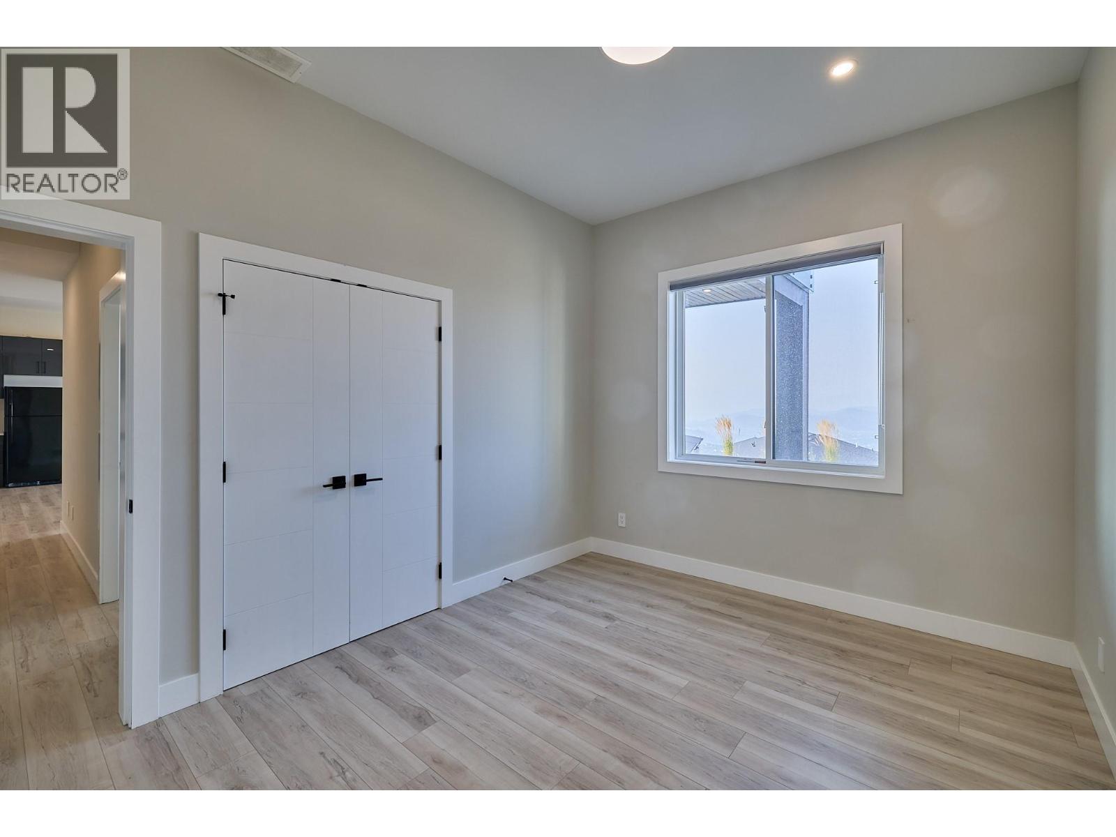 Picture for 2264 Lavetta  Drive https://www.cirrealty.ca/reb/bc/4/10364174_51.jpg