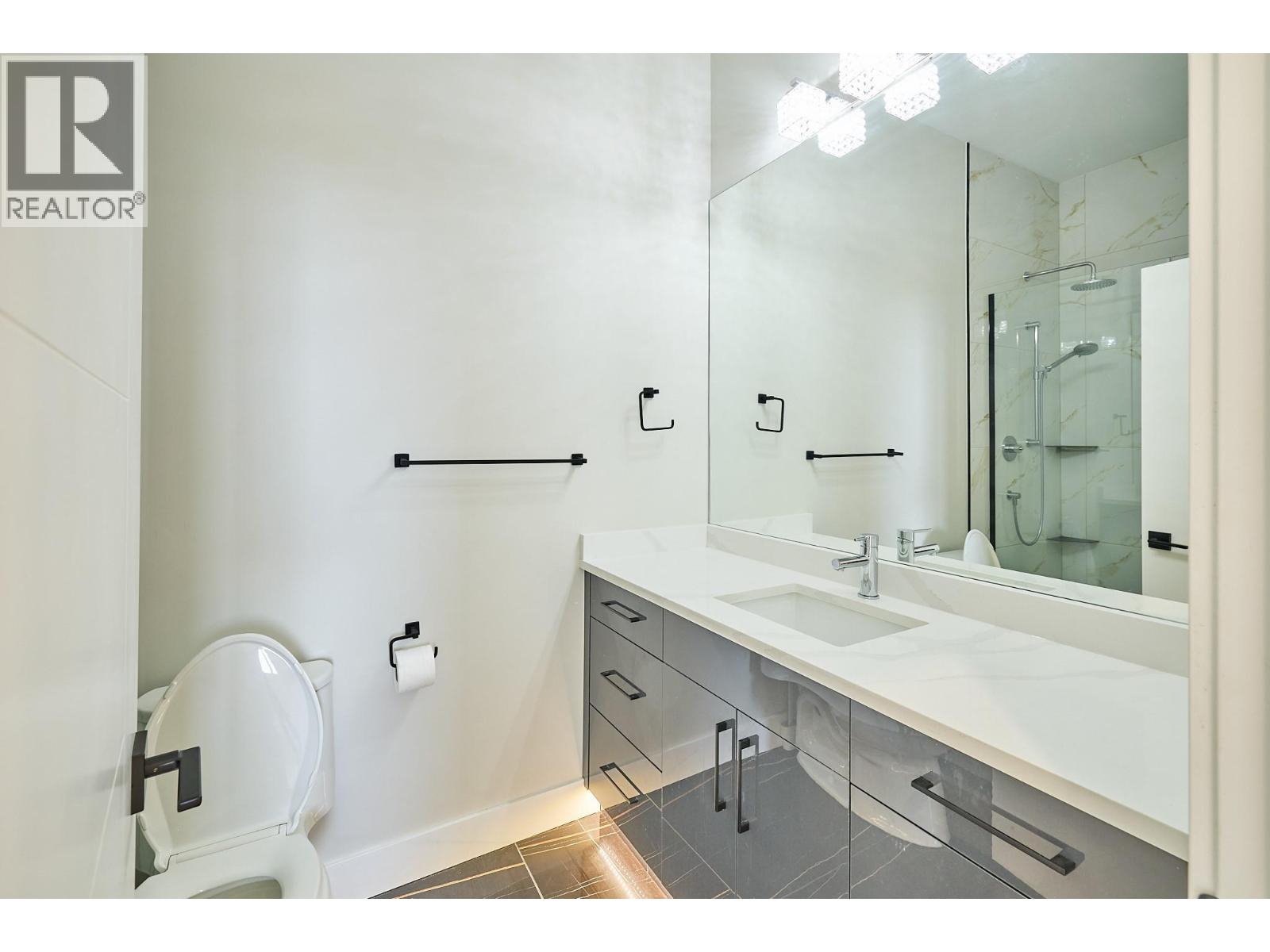 Picture for 2264 Lavetta  Drive https://www.cirrealty.ca/reb/bc/4/10364174_54.jpg
