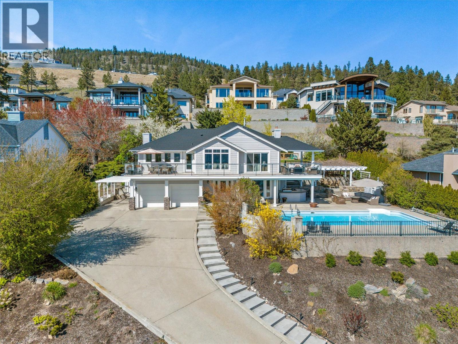 Picture for 1312 Menu  Road https://www.cirrealty.ca/reb/bc/4/10364234_3.jpg