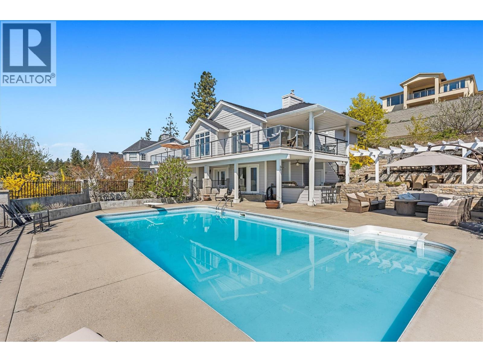 Picture for 1312 Menu  Road https://www.cirrealty.ca/reb/bc/4/10364234_44.jpg