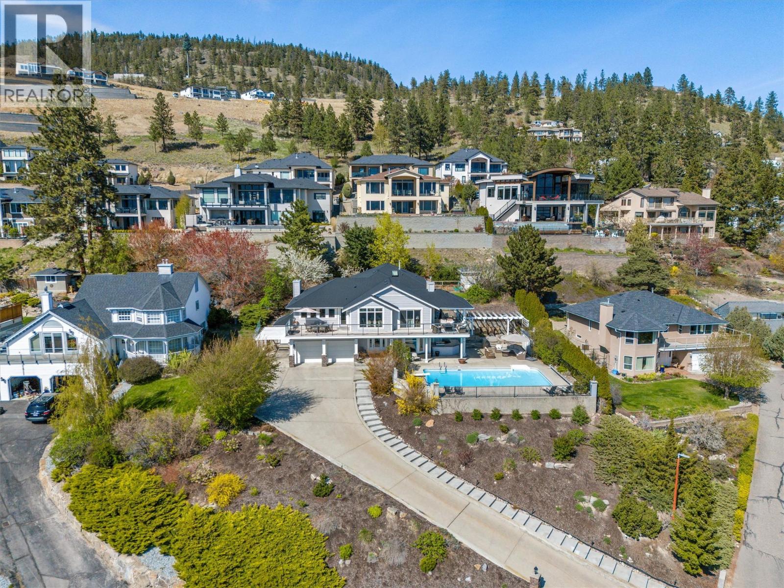 Picture for 1312 Menu  Road https://www.cirrealty.ca/reb/bc/4/10364234_55.jpg