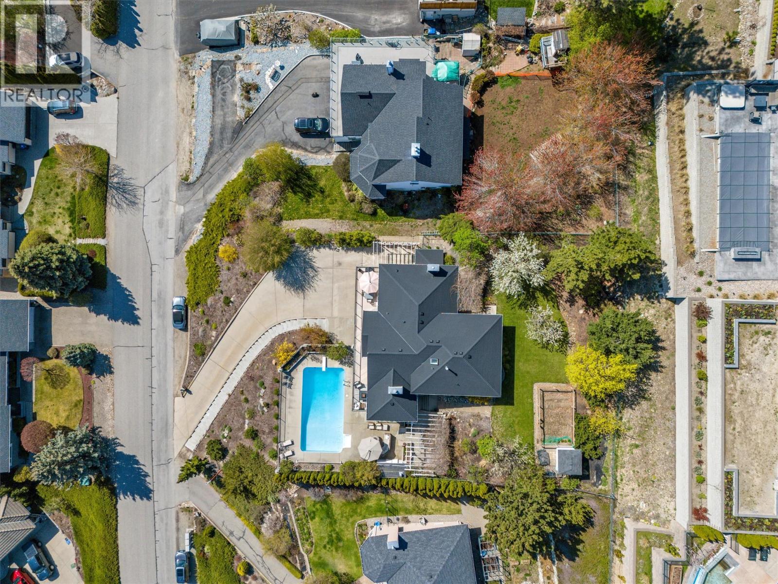 Picture for 1312 Menu  Road https://www.cirrealty.ca/reb/bc/4/10364234_57.jpg