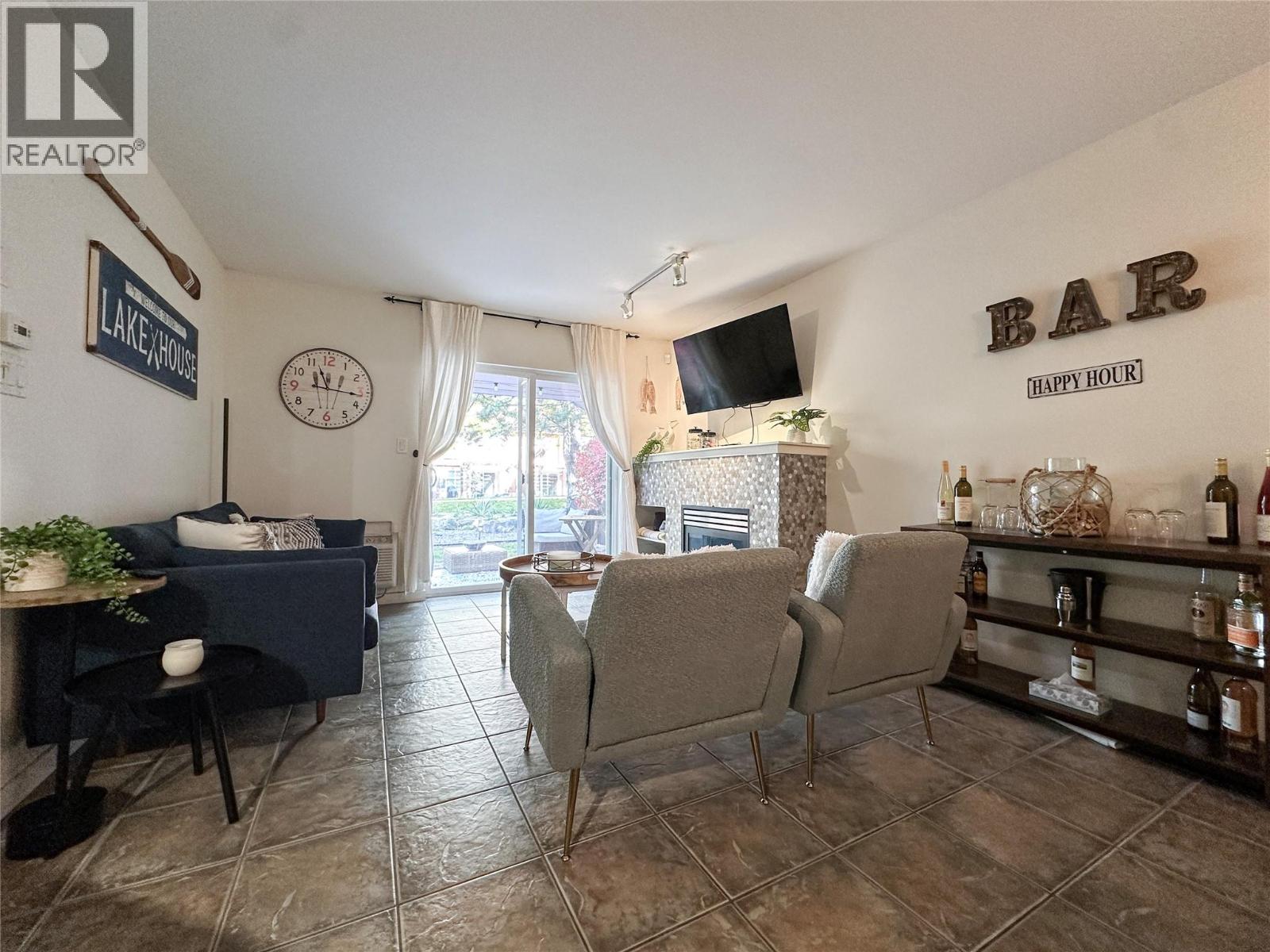 Picture for Unit #39, 7600 COTTONWOOD  Drive https://www.cirrealty.ca/reb/bc/4/10364364_21.jpg