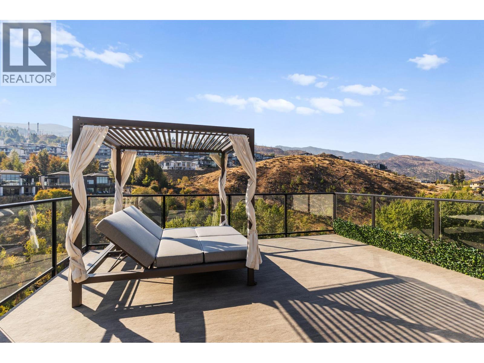 Picture for 465 Swan  Drive https://www.cirrealty.ca/reb/bc/4/10364374_42.jpg