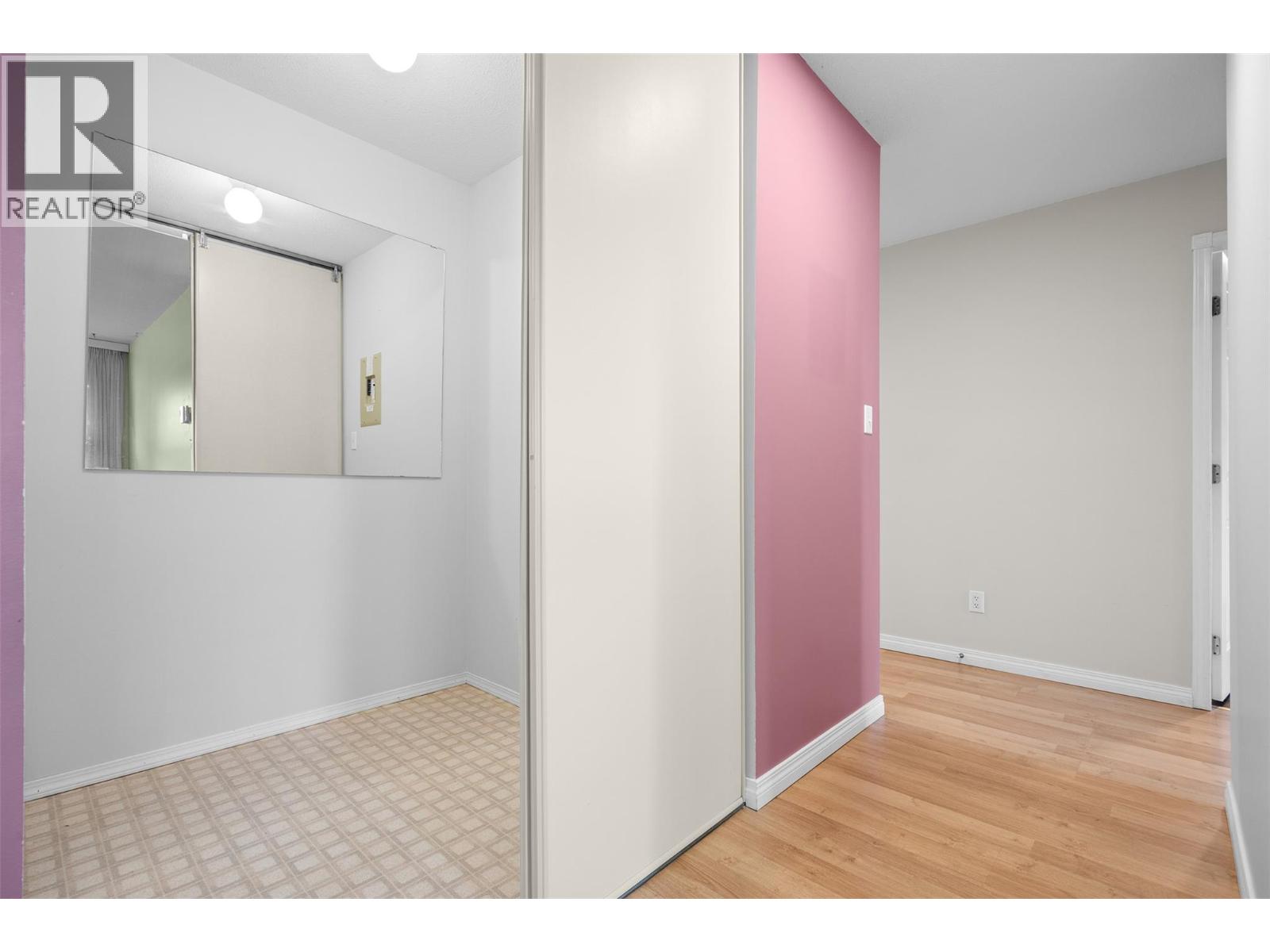 Picture for Unit #310, 575 Sutherland  Avenue https://www.cirrealty.ca/reb/bc/4/10364514_15.jpg